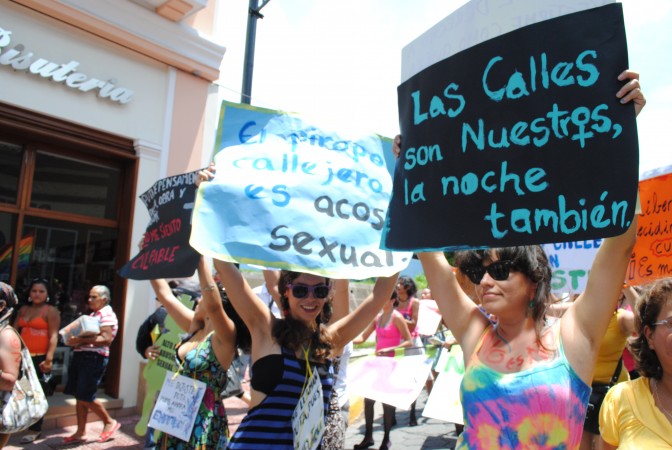Pancartas de la Marcha de las putas en Nicaragua