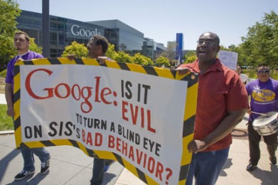 Security Guards March and Rally at Google Against Non-Union Contractor