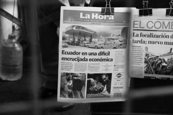 La prensa ecuatoriana, especulaba la situación económica y política luego de la derogación del decreto 883.