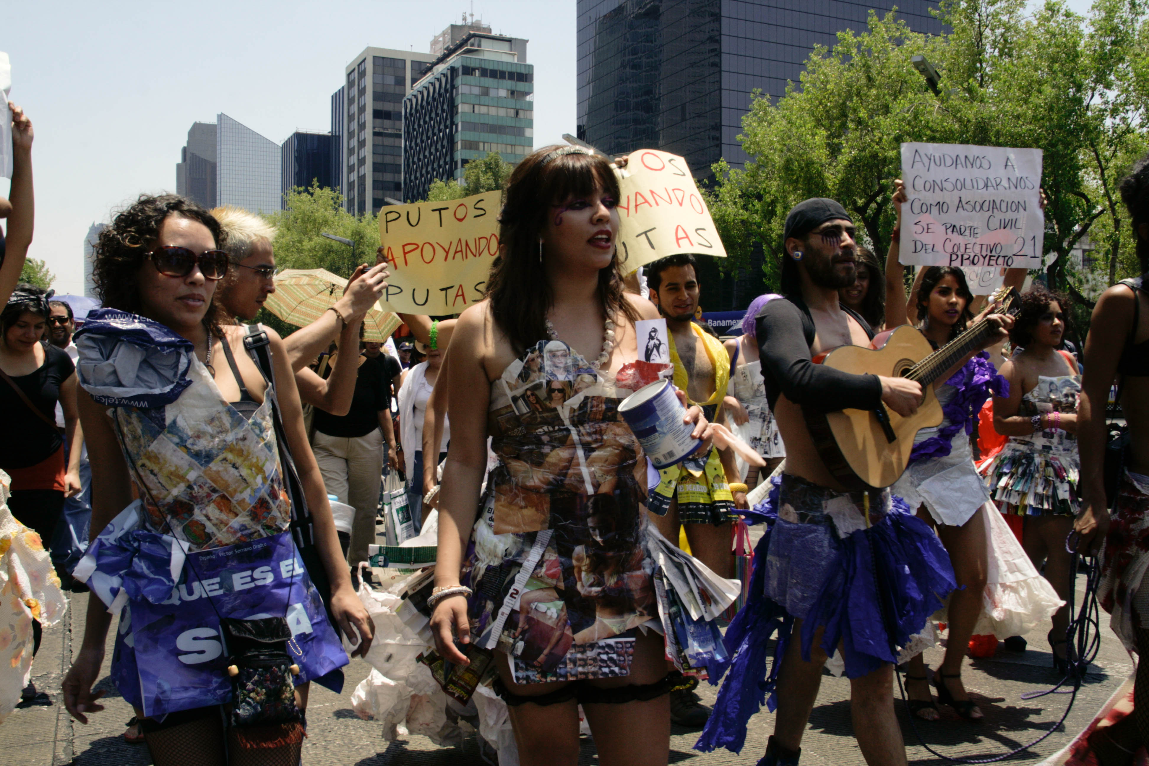 Marcha de las Putas en la Ciudad de México – Desinformémonos