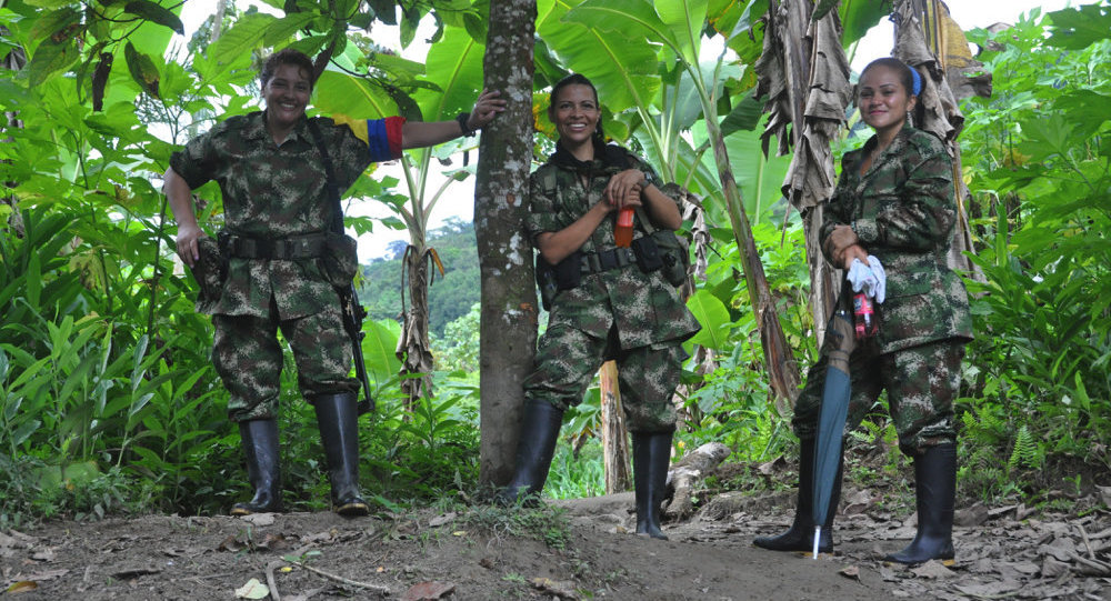 foto: Mujeres FARC / Oleg Yasinsky