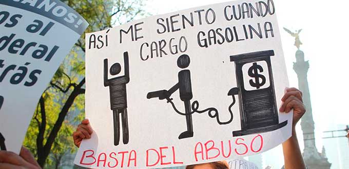 Protestan contra el gasolinazo en la Ciudad de México – Desinformémonos