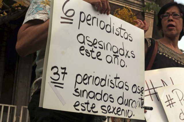 Protesta_Periodistas_Morelos-1-e1494958318595