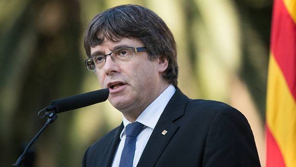 El-presidente-de-la-Generalitat-Carles-Puigdemont.-580x327